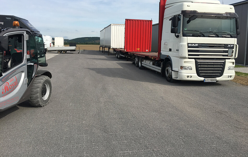 Logistik, Stell- und Lagerflächen