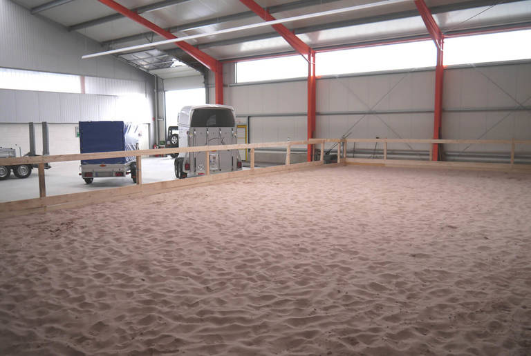 Indoor equestrian arena