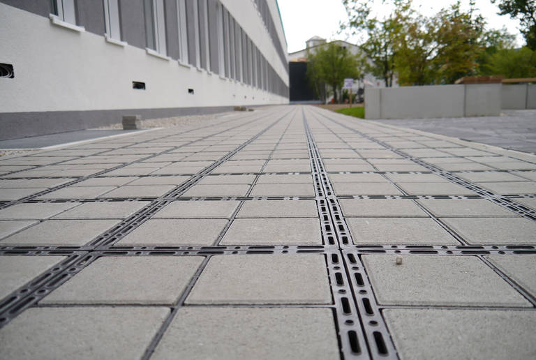 Footpaths Netzsch Gerätebau AG Selb, Germany